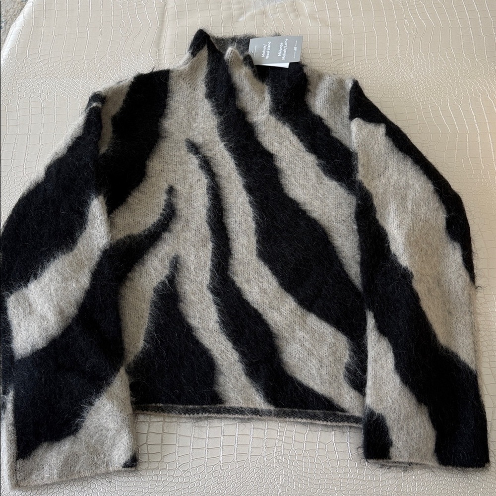 H&M EDITION MOHAIR-BLEND MOCK TURTLENECK SWEATER SIZE XS - Picture 9 of 11